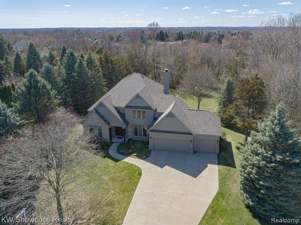 940 Dacea Court, White Lake Twp, MI 48386