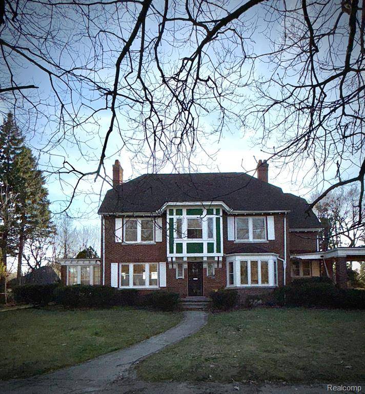 19411 WOODSTON Road, Detroit, MI 48203