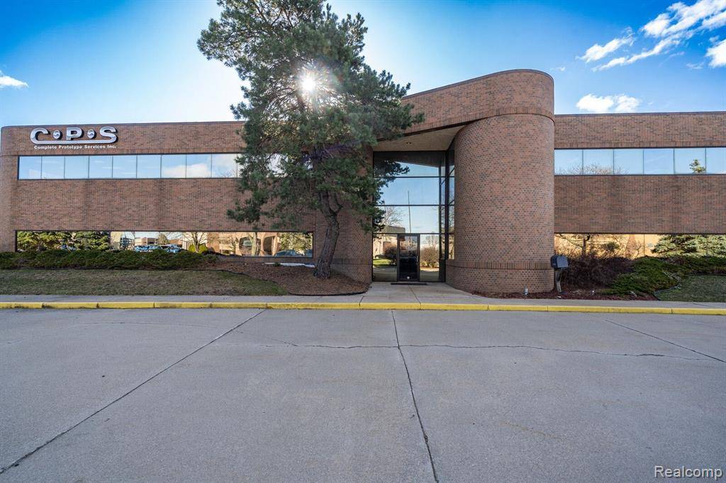 Fraser, MI 48026,33842 JAMES J POMPO Drive B