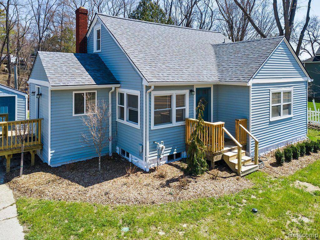 1284 ROCHESTER Road, Addison Twp, MI 48367