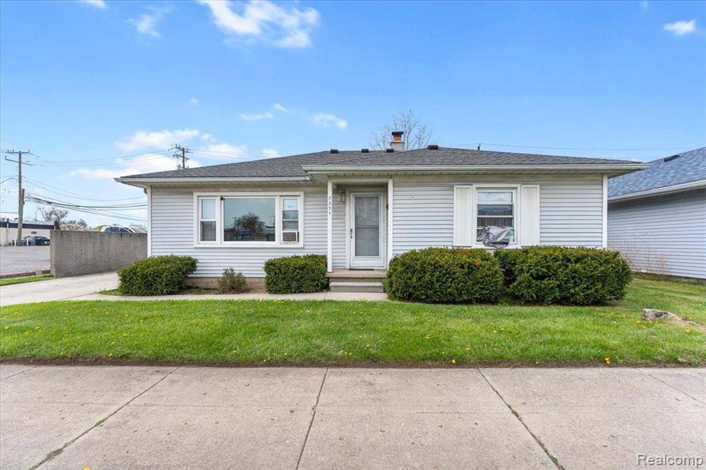 7335 N INKSTER Road, Westland, MI 48185