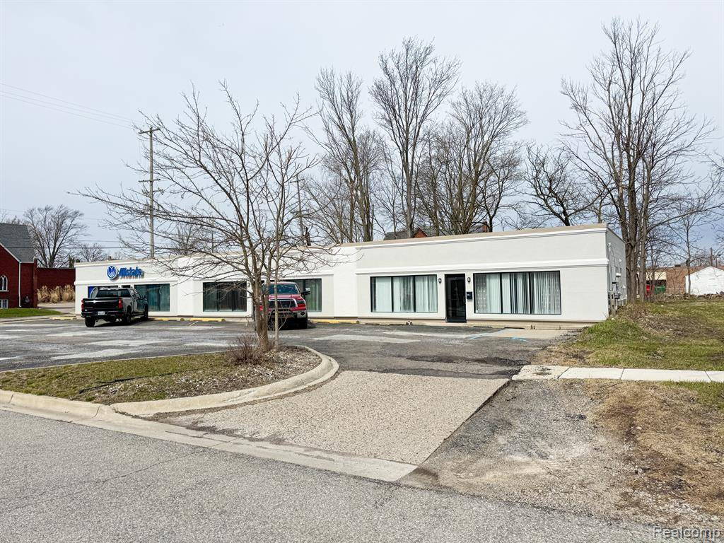 221 S MILL Street Suite 3, Clio, MI 48420
