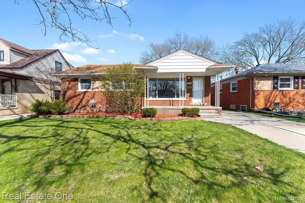 15731 RICHMOND Street,  Southgate,  MI 48195