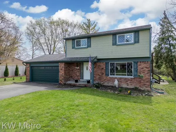 415 LANGE Drive,  Troy,  MI 48098