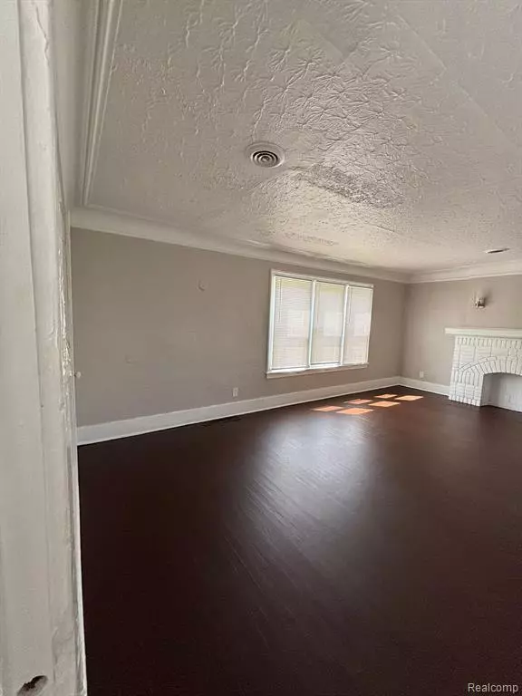 Detroit, MI 48227,13422 ROBSON Street Upper