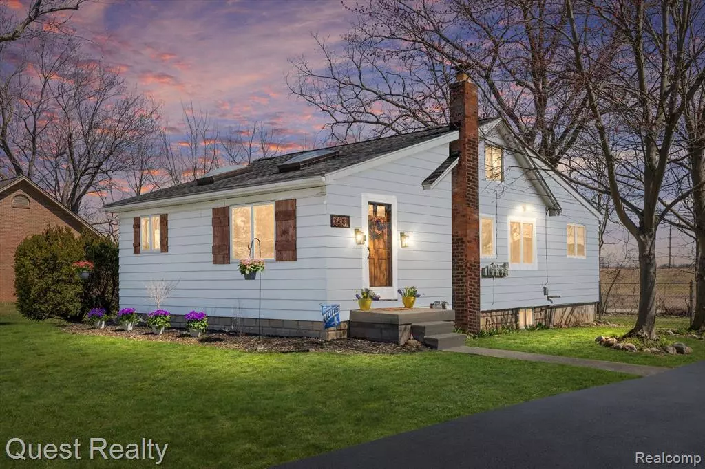 Rochester Hills, MI 48307,3681 ORCHARD VIEW Avenue