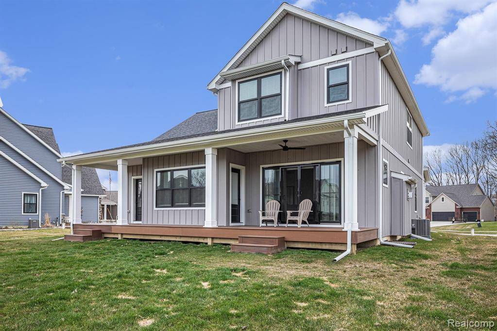 Goodrich Vlg, MI 48438,8315 Pleasant Court