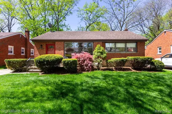 24141 Westhampton Street, Oak Park, MI 48237