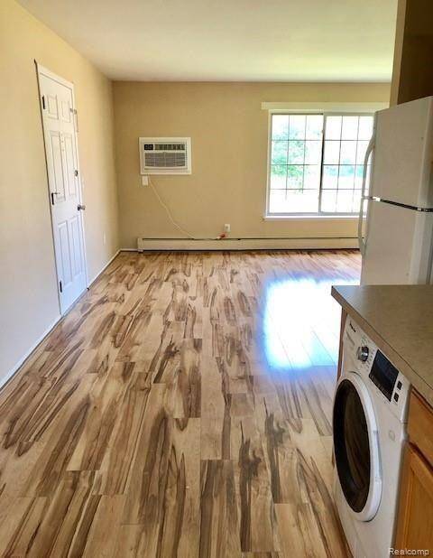 Rochester, MI 48307,436 ROMEO Road 325