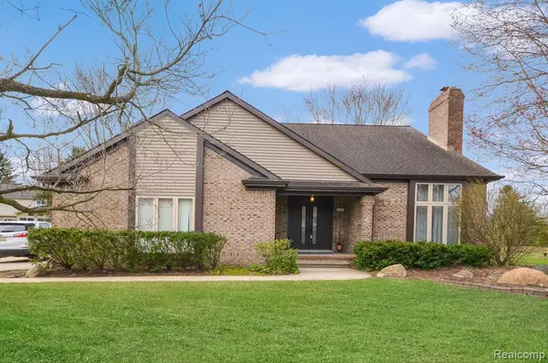Orion Twp, MI 48362,1126 River Valley Drive