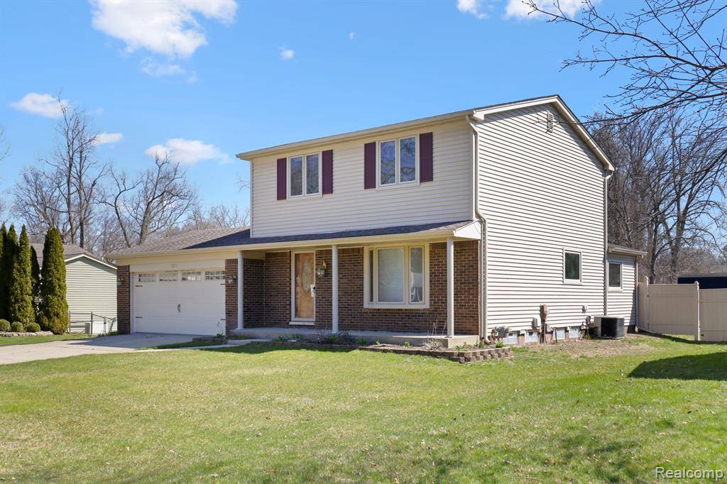 Waterford Twp, MI 48329,2878 BURGESS HILL Drive