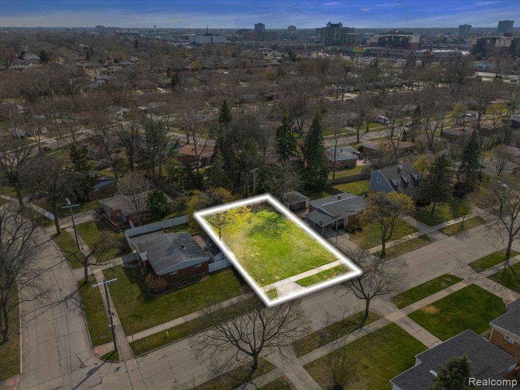 Oak Park, MI 48237,15201 MARLOW Street