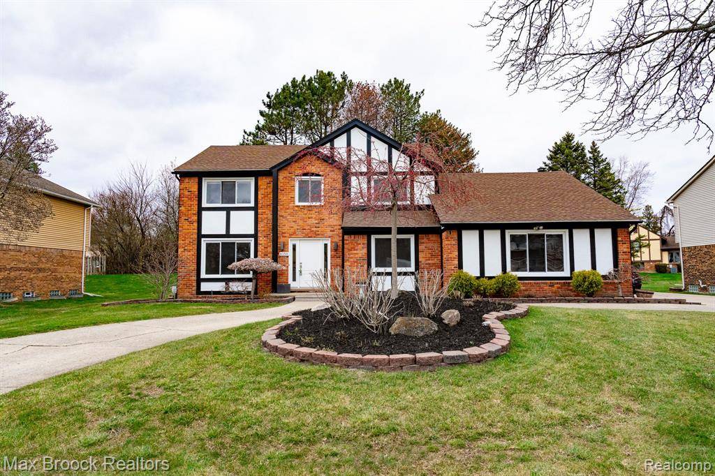 6150 ANNE Drive, West Bloomfield Twp, MI 48322