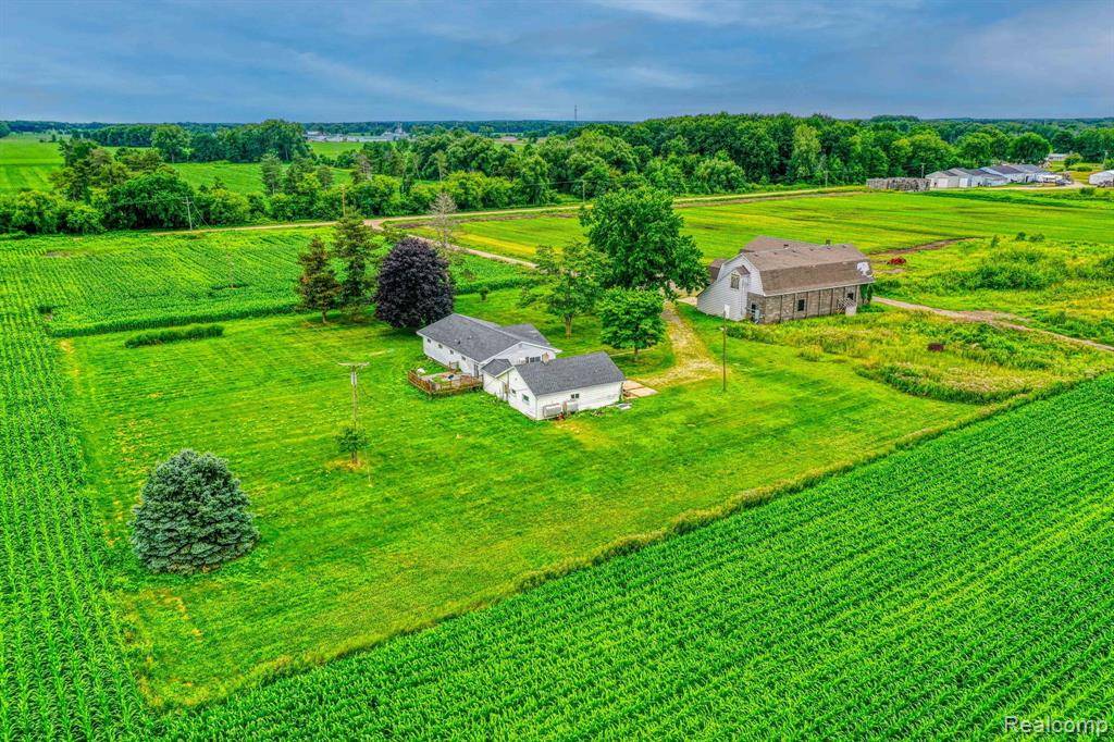 Almont Twp, MI 48003,8671 HOLLOW CORNERS Road