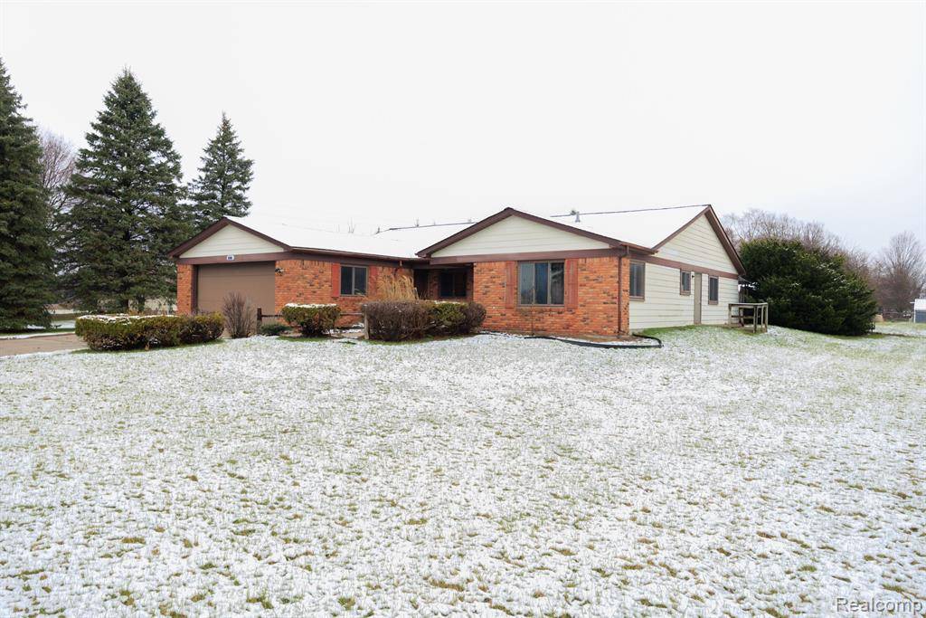 Van Buren Twp, MI 48111,15505 HOEFT Road