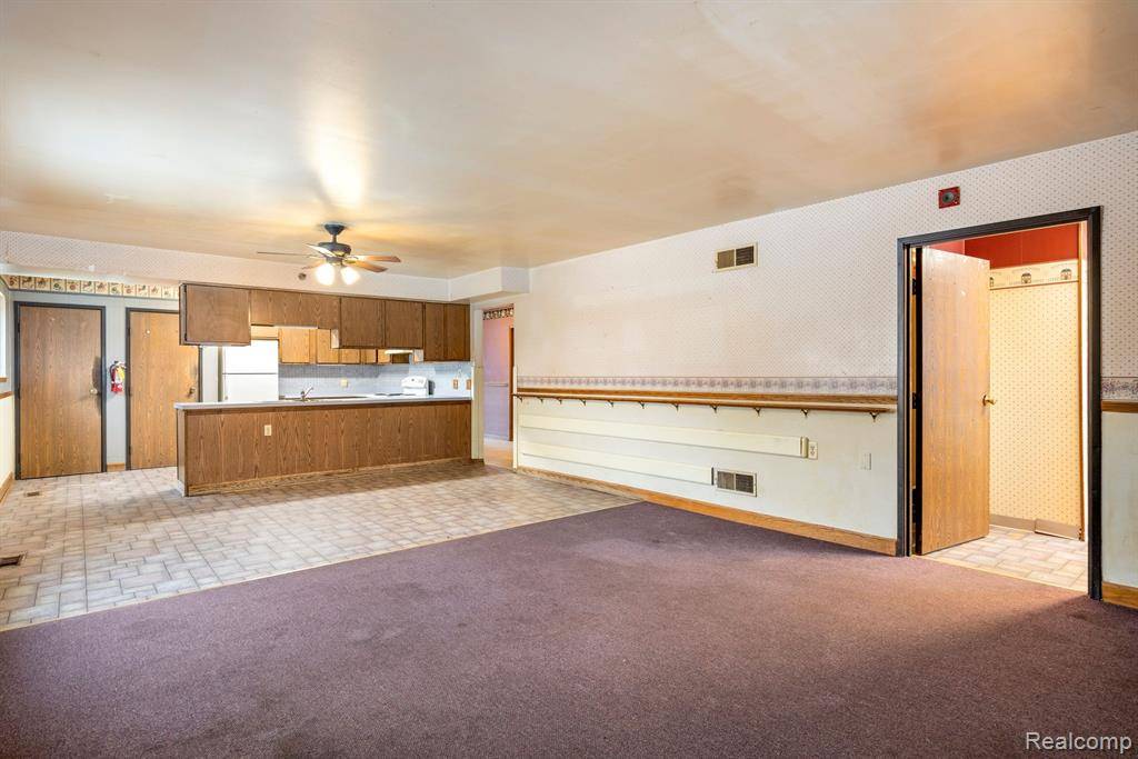 Van Buren Twp, MI 48111,15505 HOEFT Road