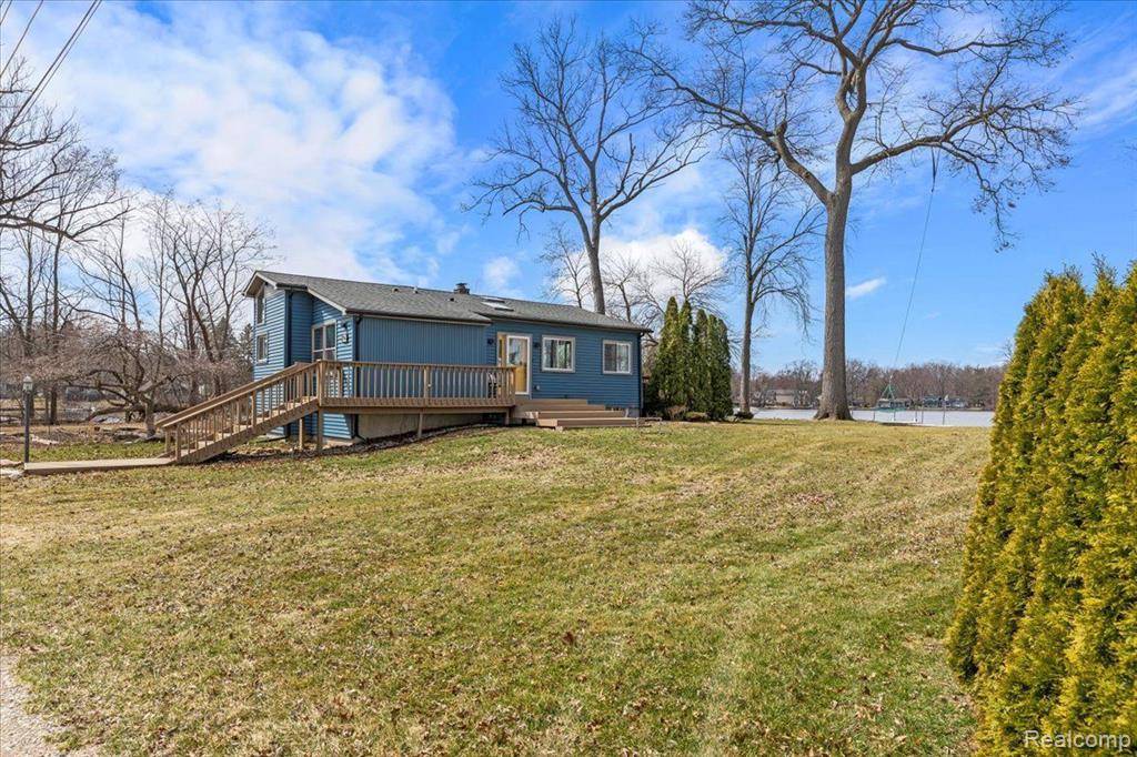 Commerce Twp, MI 48382,3965 Burnet Road