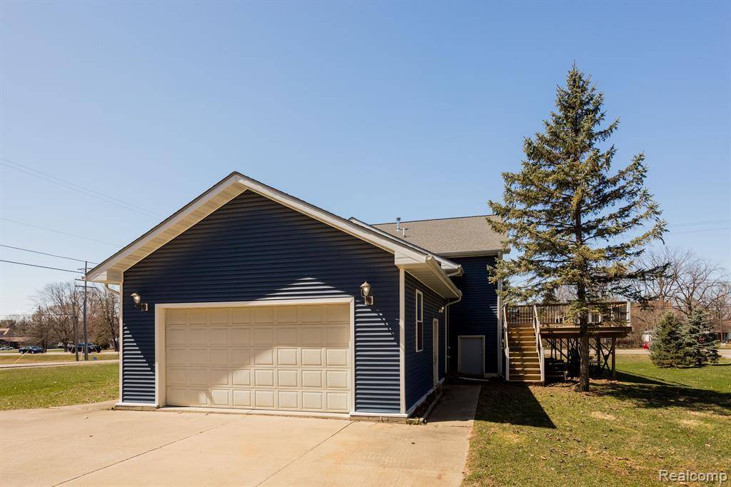Flushing, MI 48433,6524 KELLY Road