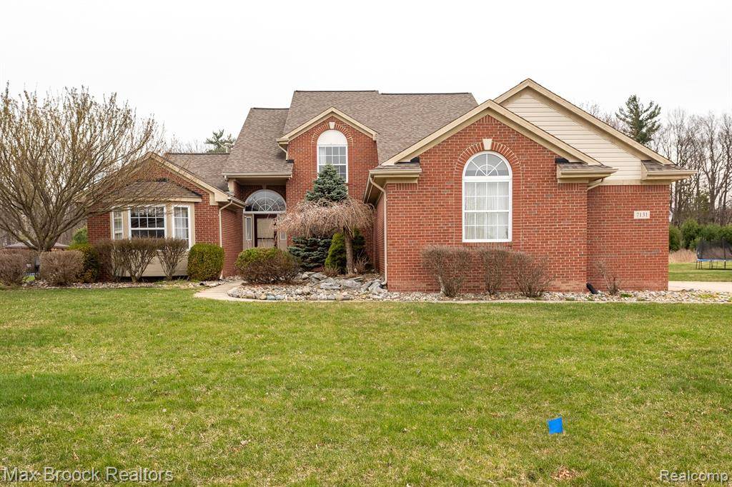 7131 WHITE TAIL Drive, Grand Blanc Twp, MI 48439