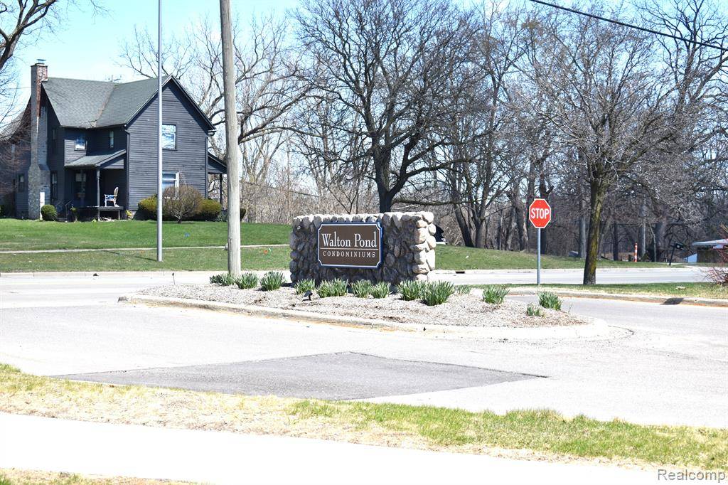 819 Brandon  Avenue, Pontiac, MI 48340