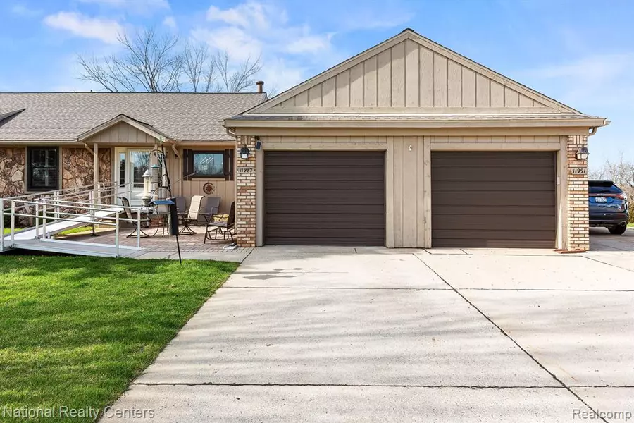 11987 Shenandoah Drive 130 3, Green Oak Twp, MI 48178
