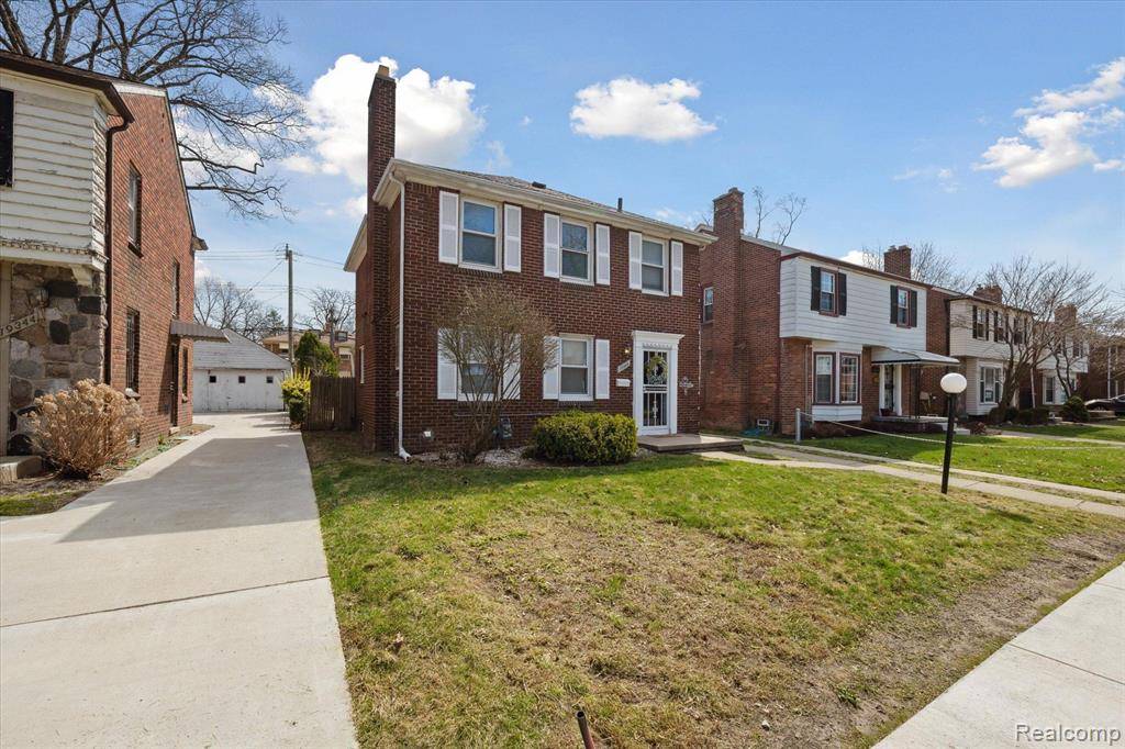 Detroit, MI 48235,19340 APPOLINE Street