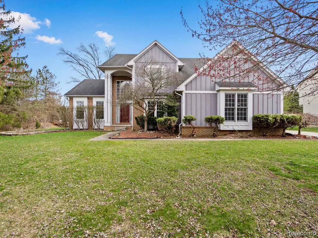West Bloomfield Twp, MI 48324,7359 WATER OAKS