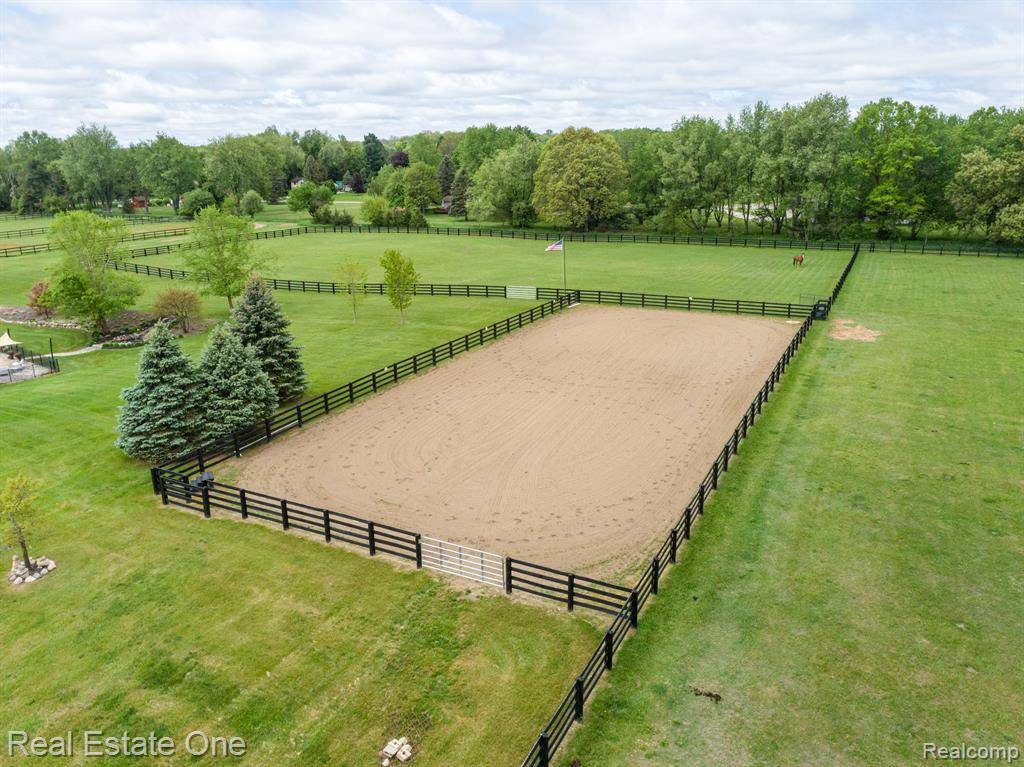 Highland Twp, MI 48380,690 SPIROFF