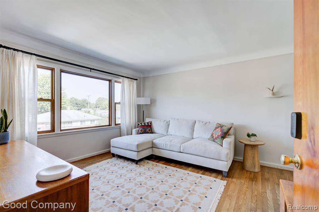 Oak Park, MI 48237,23010 Norwood Road 3