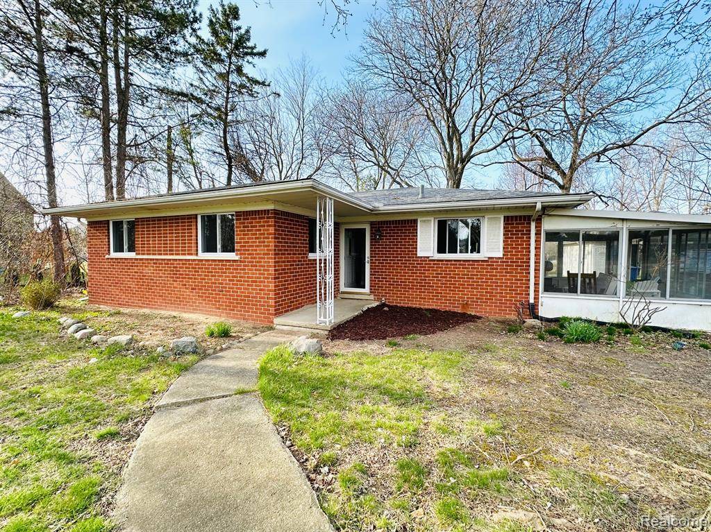 46910 CHERRY HILL Road, Canton Twp, MI 48187