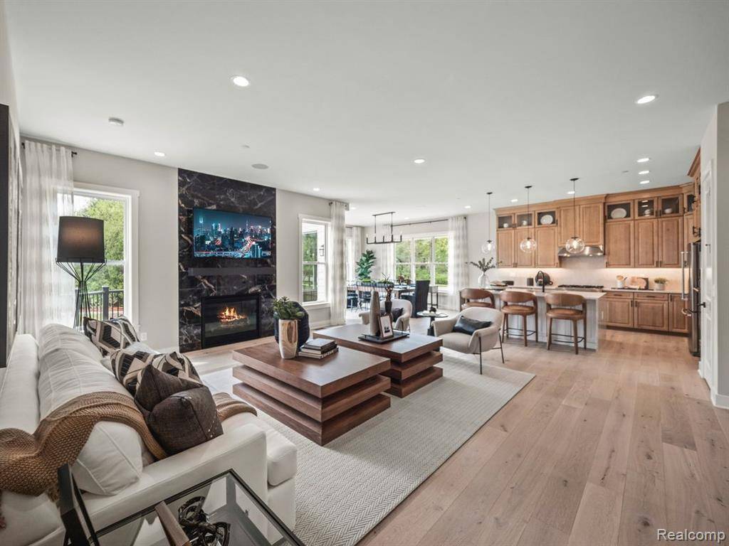 Commerce Twp, MI 48382,2413 PROVENCAL Drive
