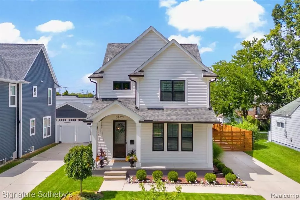 Berkley, MI 48072,3493 Ellwood Avenue