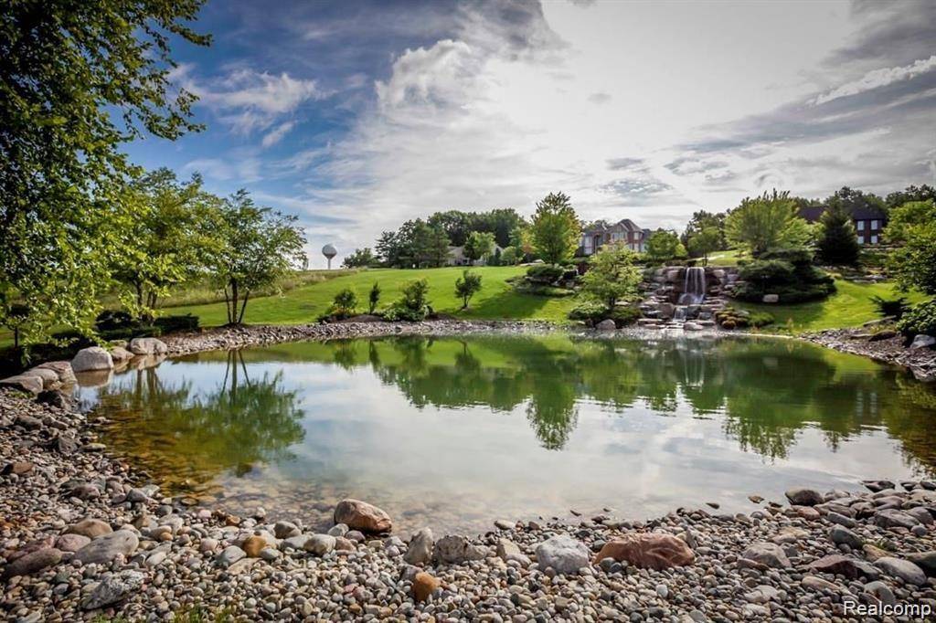 Green Oak Twp, MI 48178,23 BOAT SLIP