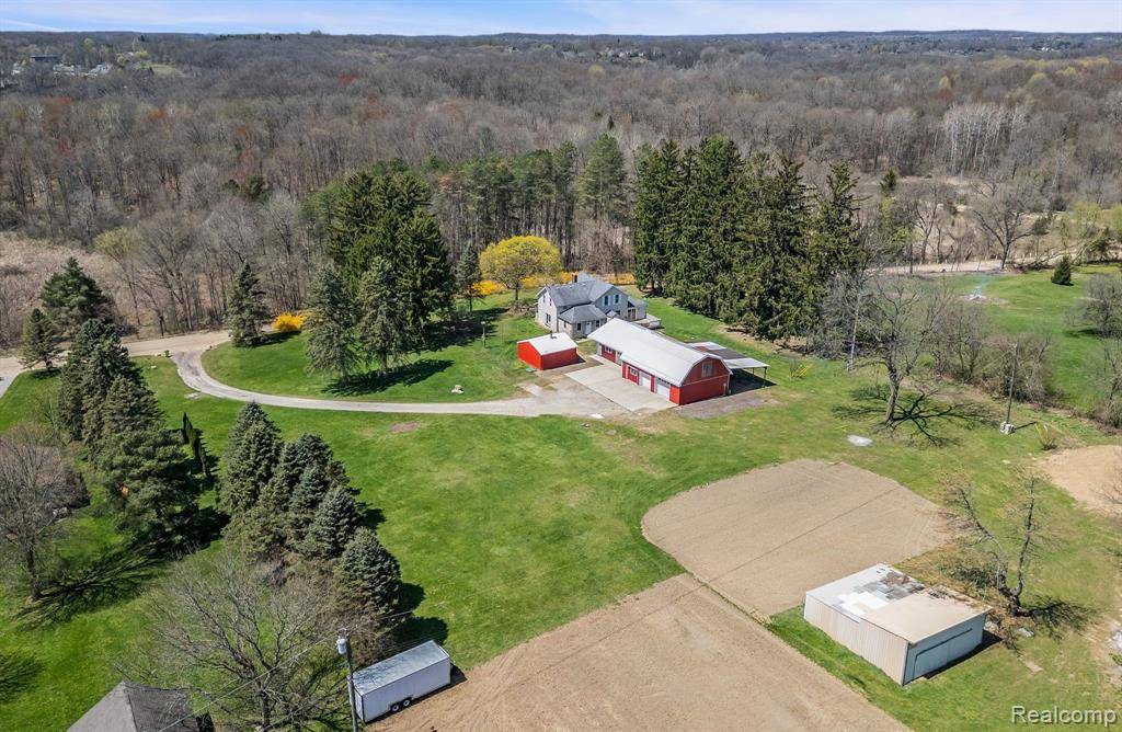 Milford Twp, MI 48381,1652 WEAVER Road