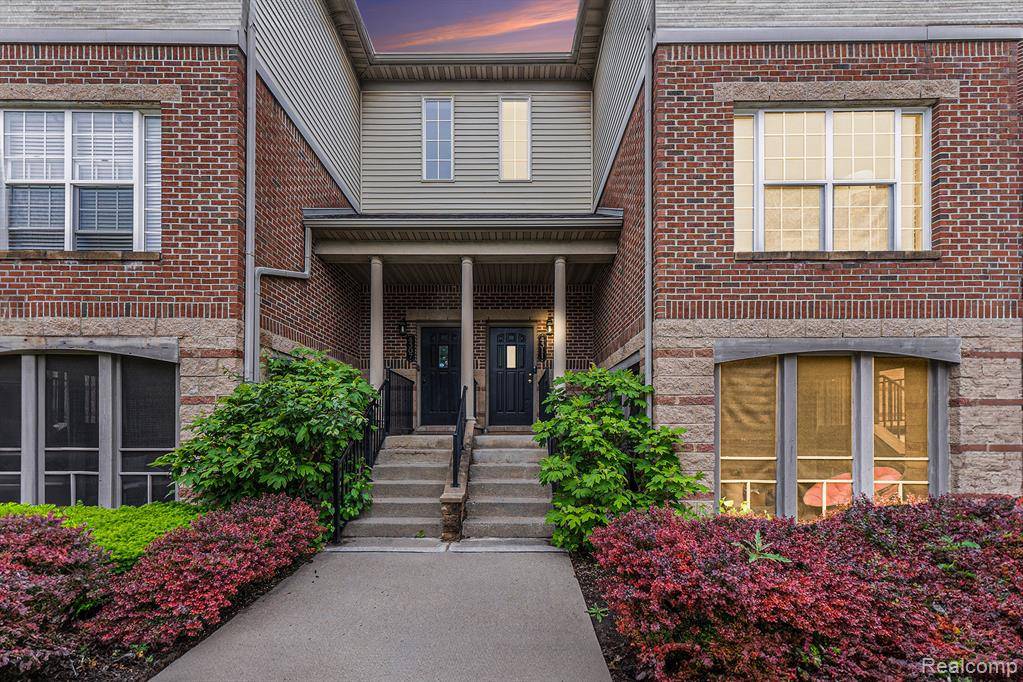 Detroit, MI 48201,4311 MIRACLES Boulevard 22