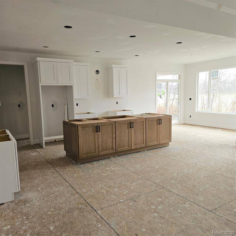 Macomb Twp, MI 48042,50606 MISTWOOD Drive
