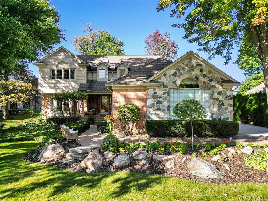 14165 BOURNEMUTH Drive, Shelby Twp, MI 48315