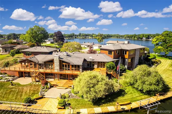 Waterford Twp, MI 48329,4190 AQUARINA Street