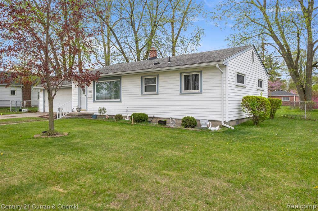 25427 PRINCETON Street, Dearborn Heights, MI 48125