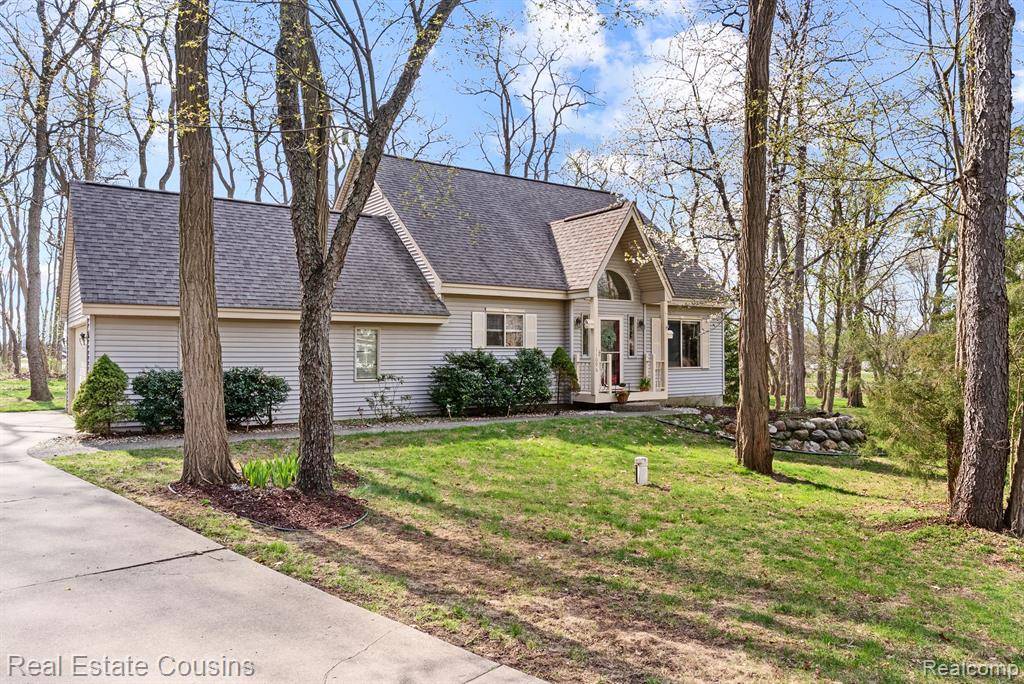11096 WHISPERING RIDGE Trail, Tyrone Twp, MI 48430