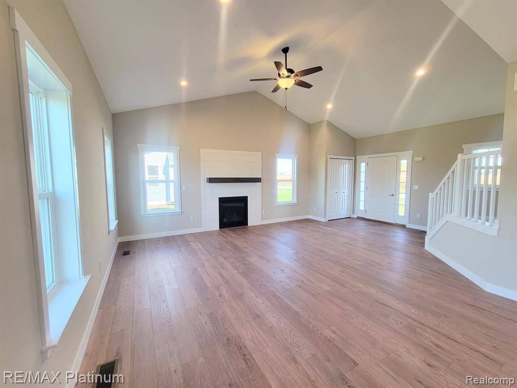 Fenton Twp, MI 48451,13126 WESTWINDS Drive