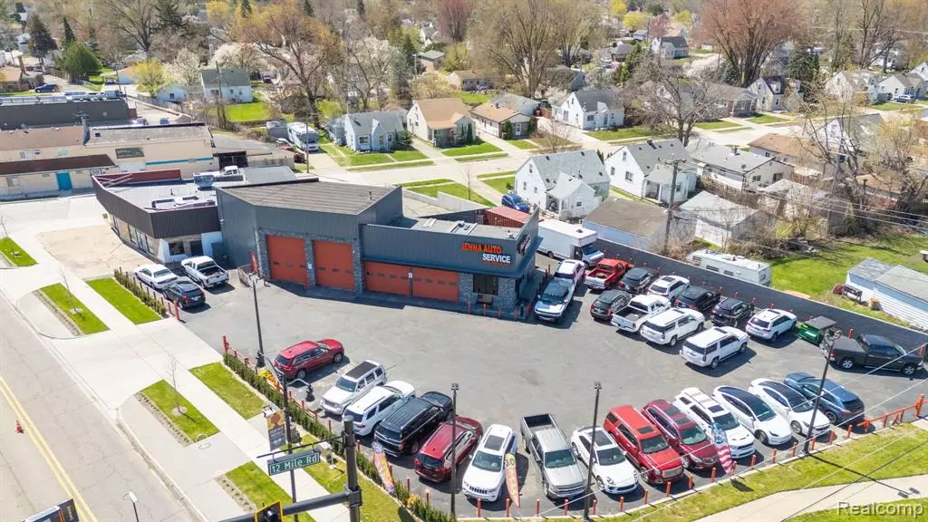 Roseville, MI 48066,28945 UTICA Road