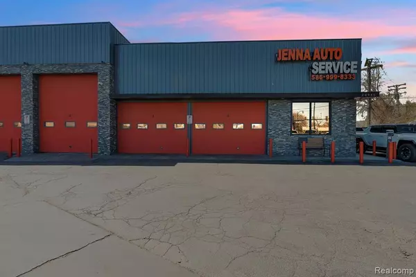 Roseville, MI 48066,28945 UTICA Road