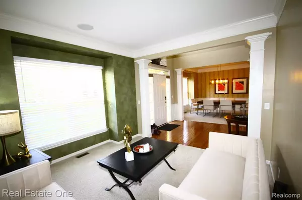 Canton Twp, MI 48188,49499 GREAT FALLS Road