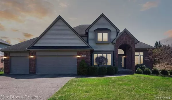 1942 BLOOMFIELD Drive, Bloomfield Twp, MI 48302