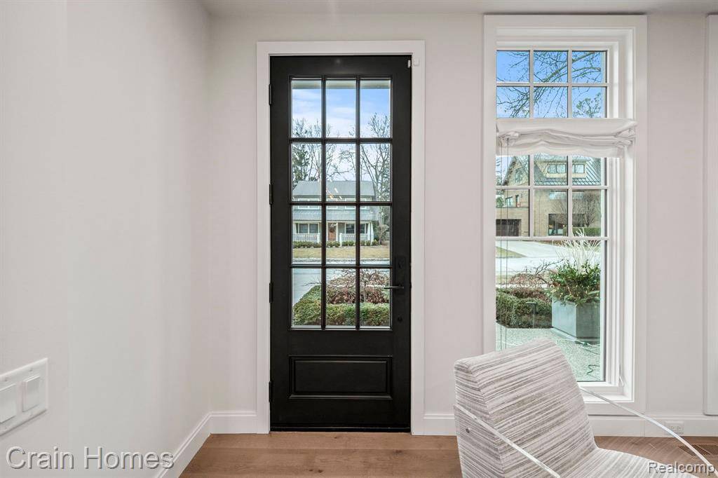 Birmingham, MI 48009,472 BONNIE BRIER Street
