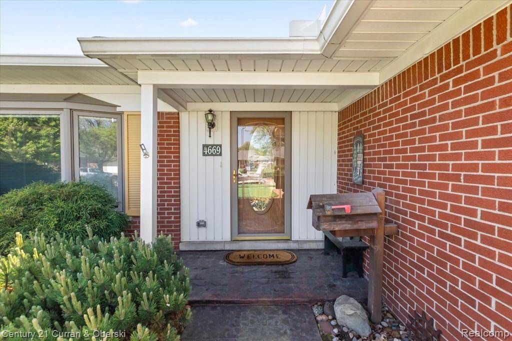 Allen Park, MI 48101,4669 PARKSIDE Boulevard