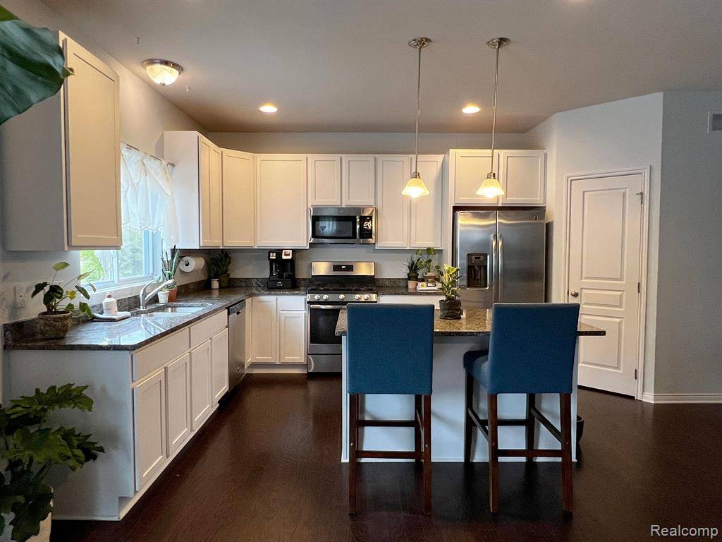 Holly Twp, MI 48442,285 BEAVER Run