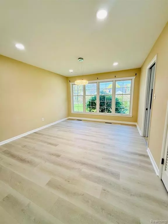 Bloomfield Twp, MI 48302,5730 Burnham Road