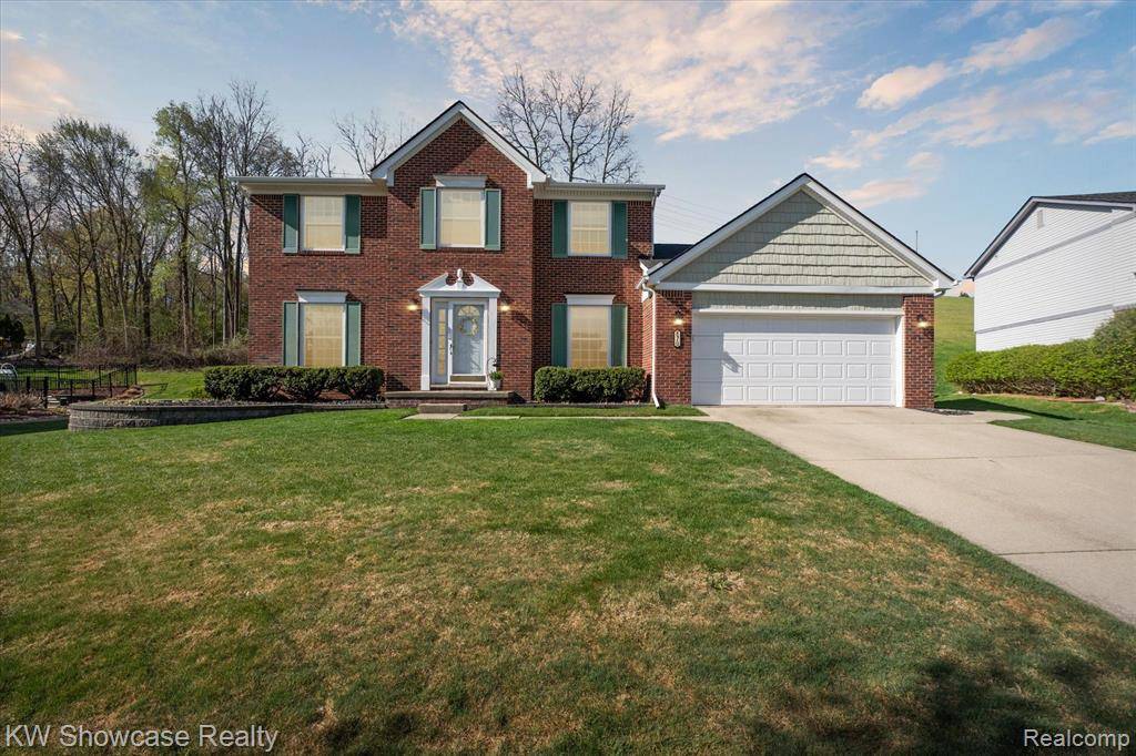 870 Chatham Drive, Milford Vlg, MI 48381
